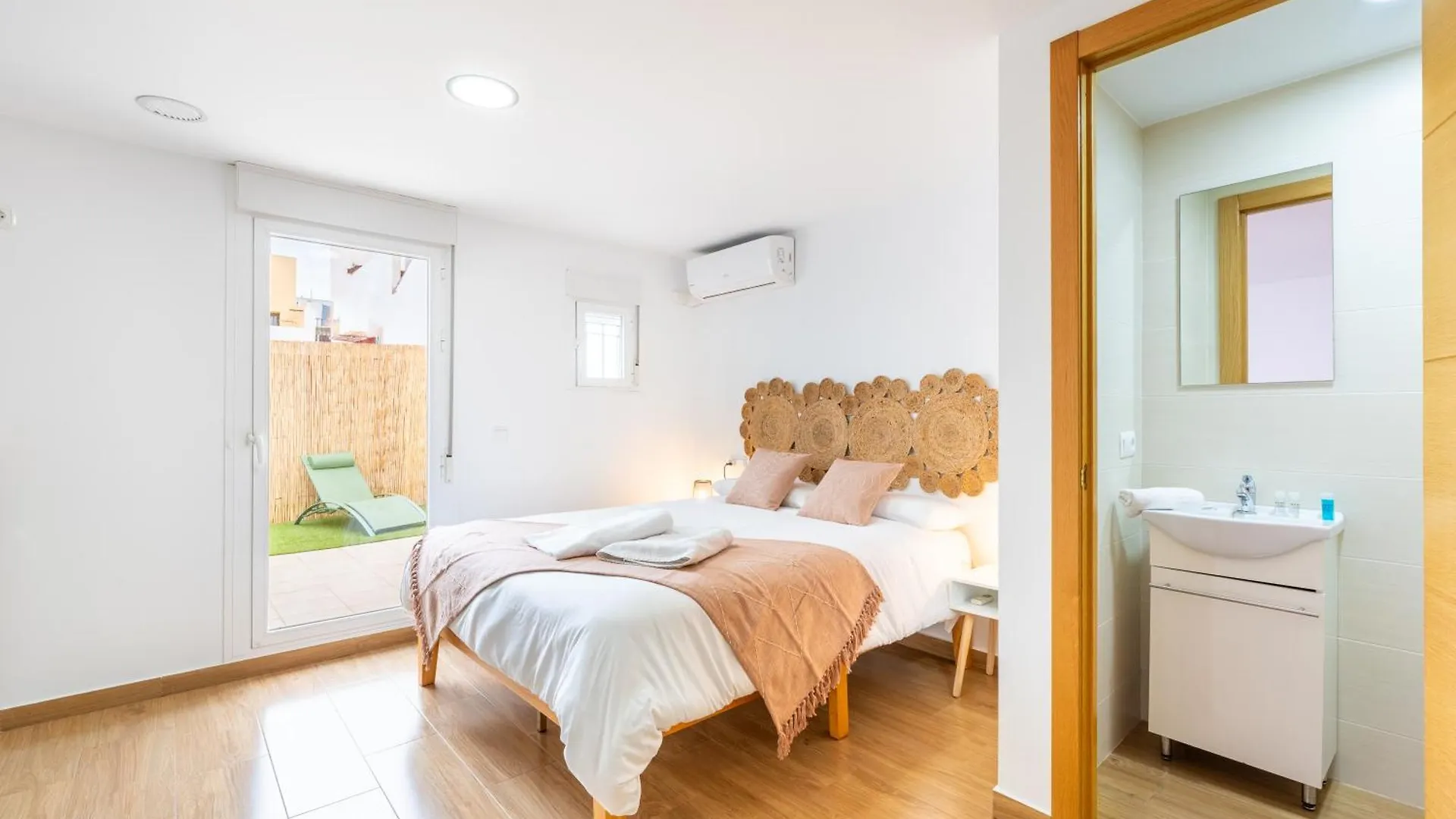 Wintowinrentals Huelin Houses Con Terraza Chill Out Málaga 0*,