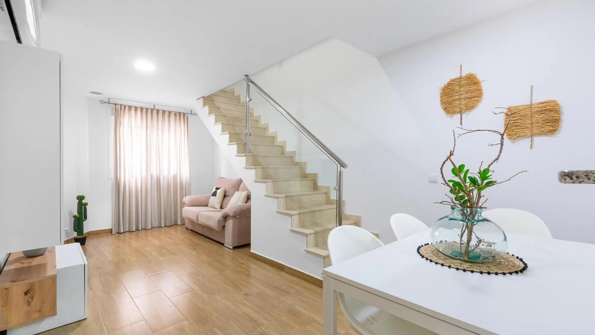 Wintowinrentals Huelin Houses Con Terraza Chill Out Malaga 0*,