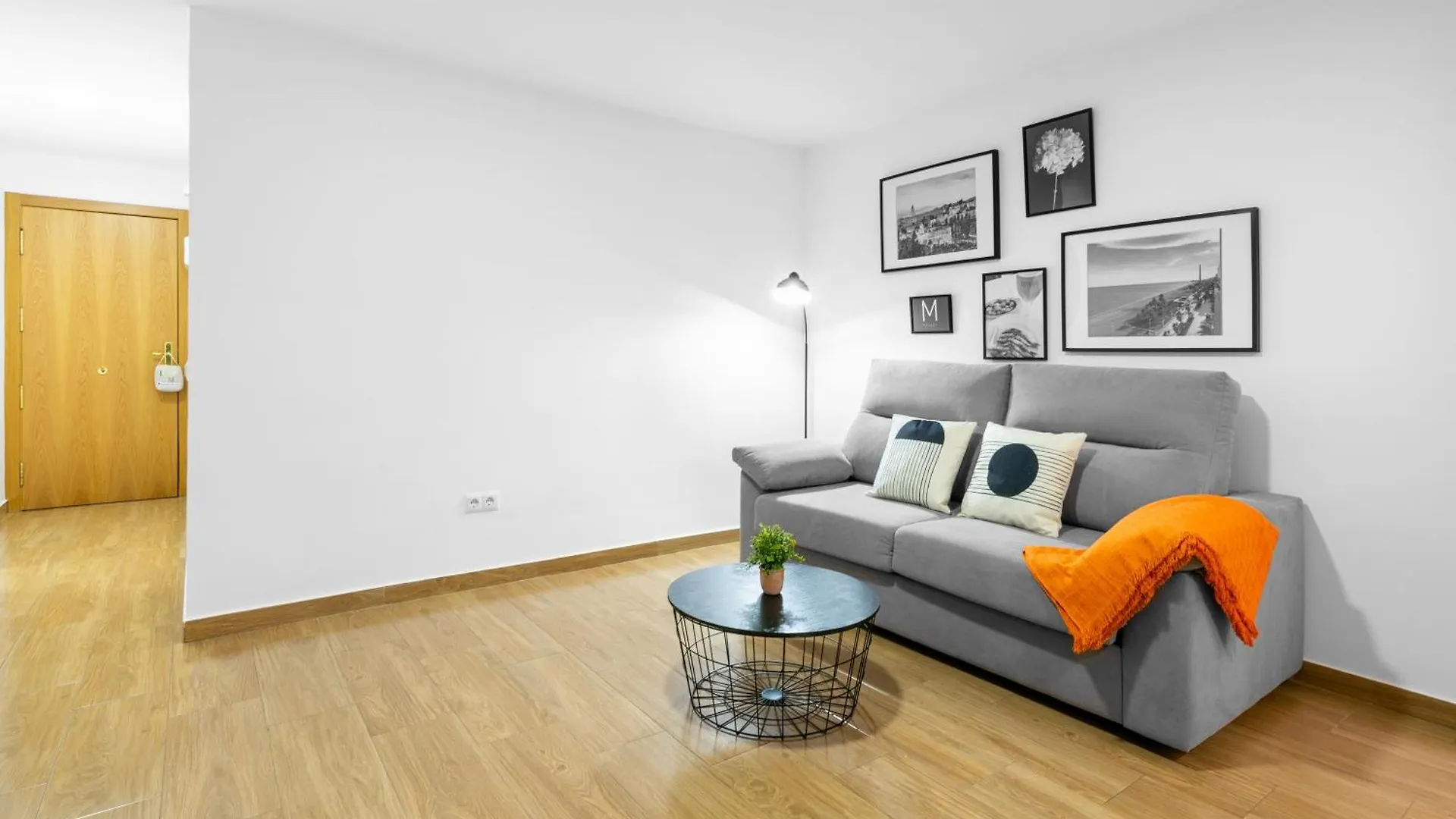 Wintowinrentals Huelin Houses Con Terraza Chill Out Malaga Spain